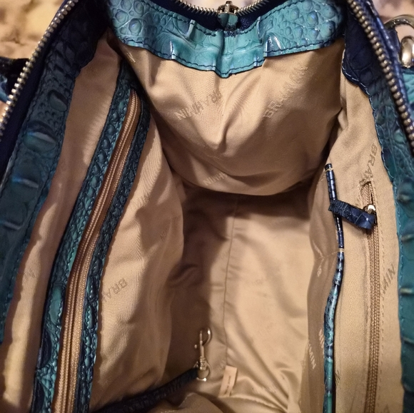 Small Caroline Handbag and Veronica Wallet - Picture 6 of 8